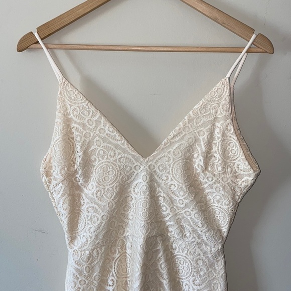 Venus Ivory Bodycon Lace Mini Dress Women’s Size Small - Picture 4 of 16